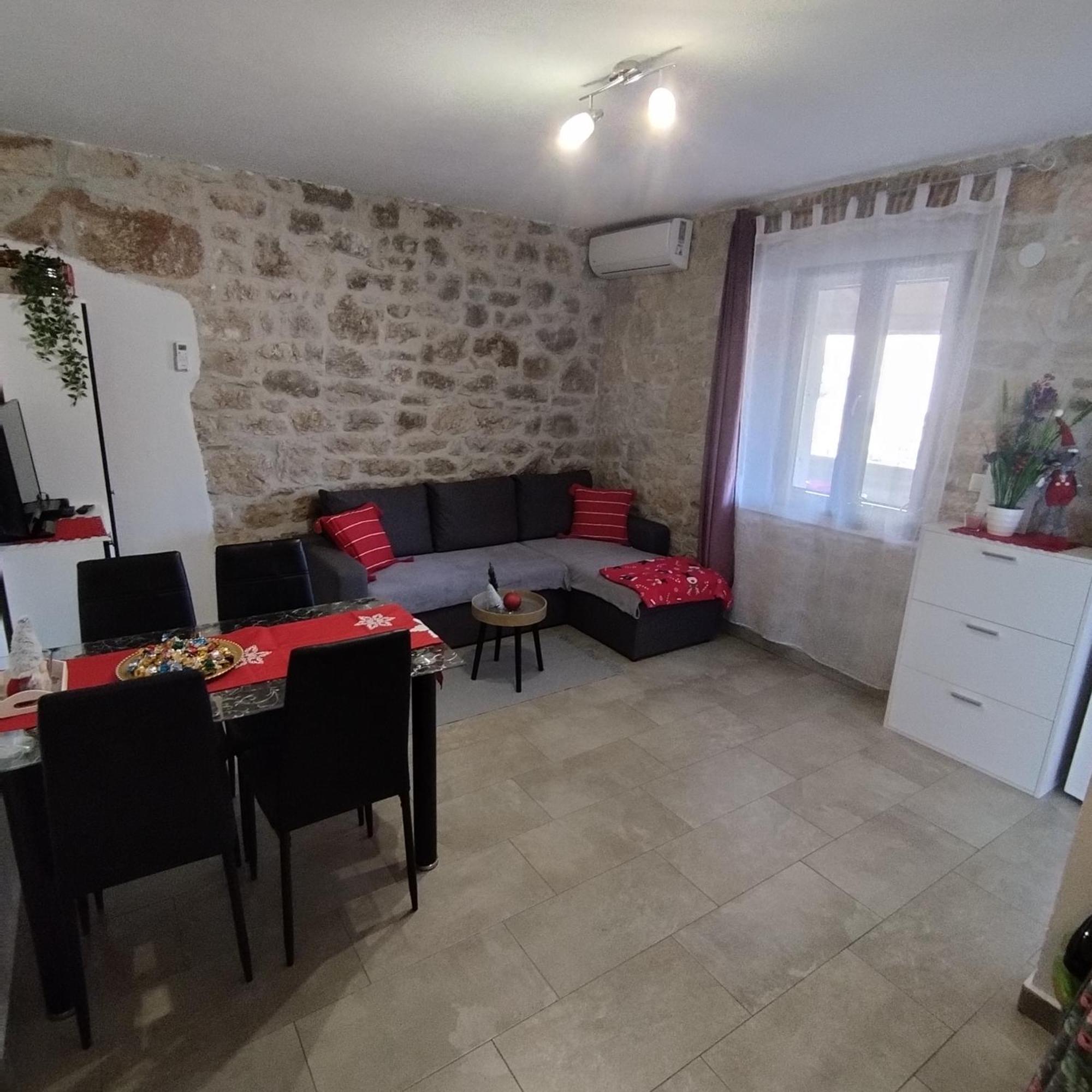 Apartmani Memic 100 M Do Plaze, Apartments Memic Only 100M From Beach Porec Esterno foto
